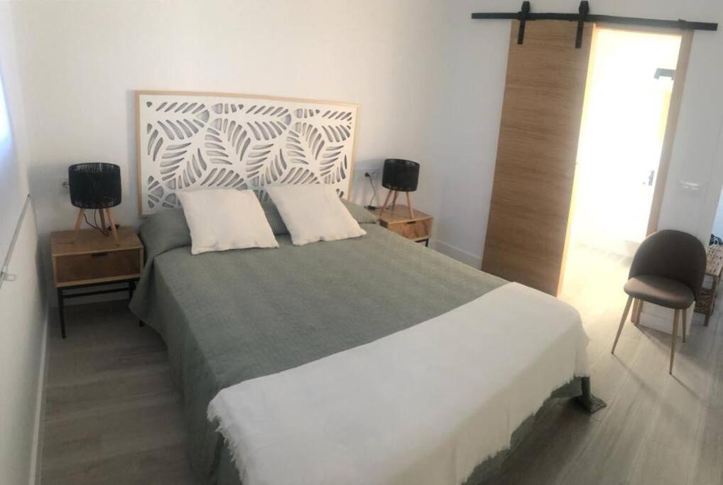 Moderna Con Piscina Privada By Chiclanadreams *
