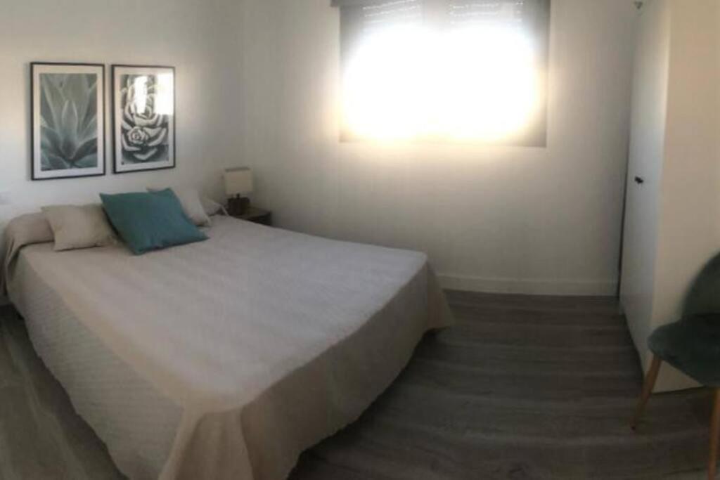 Moderna Con Piscina Privada By Chiclanadreams
