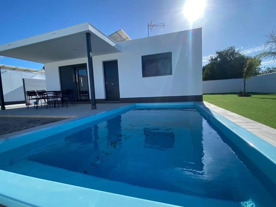 Moderna Con Piscina Privada By Chiclanadreams Appartement